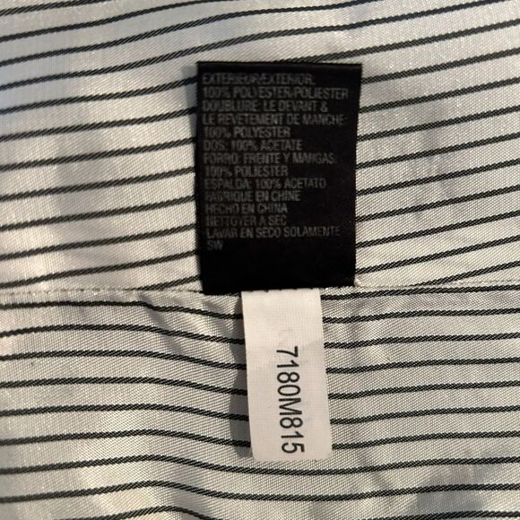 Tahari Arthur S. Levine Classic Black Blazer with Silver Buttons Professional 8 - Picture 12 of 12